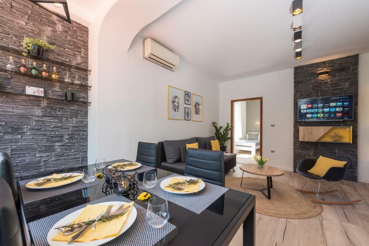 Portos Apartment Zadar Exterior foto
